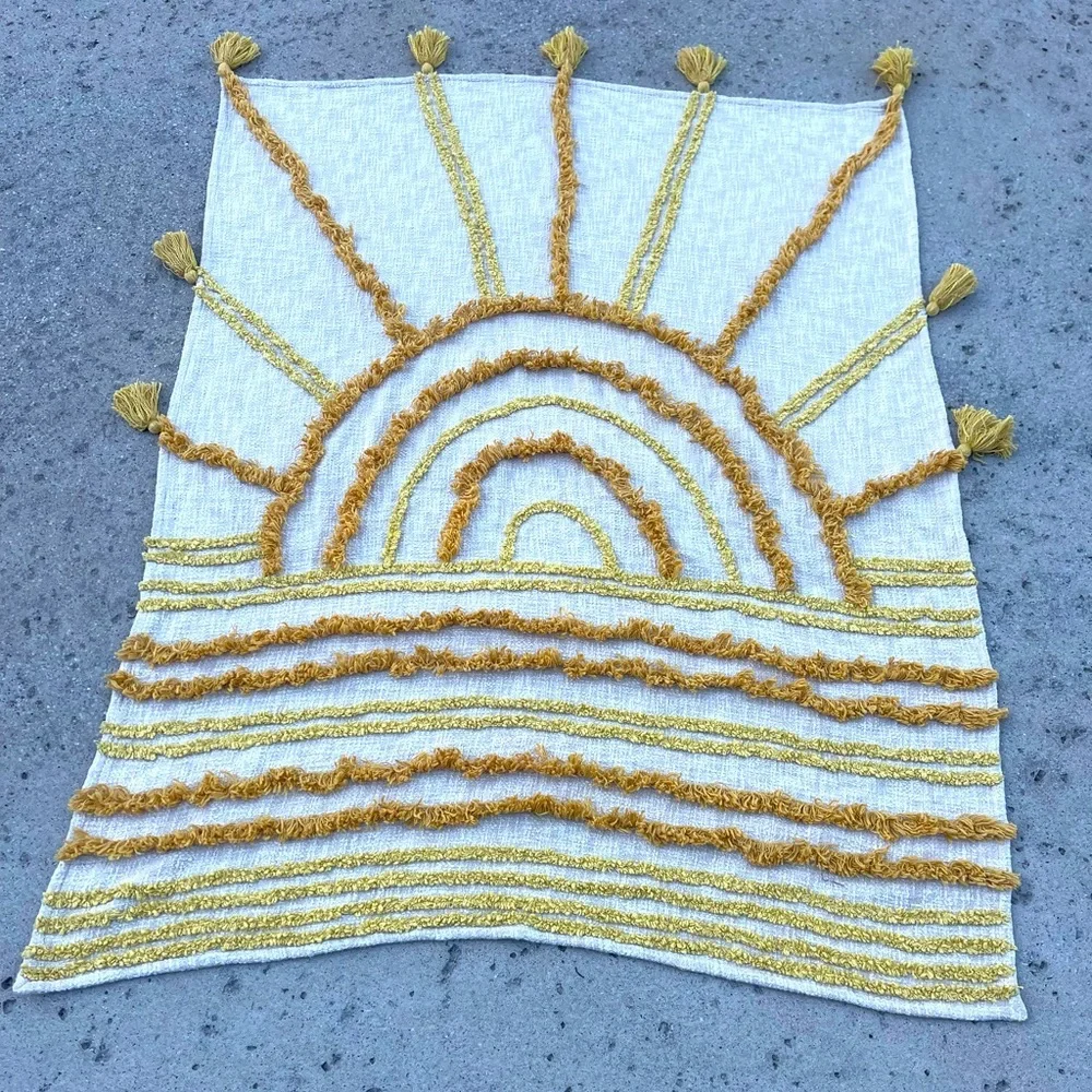 Modern Ray Throw Blanket